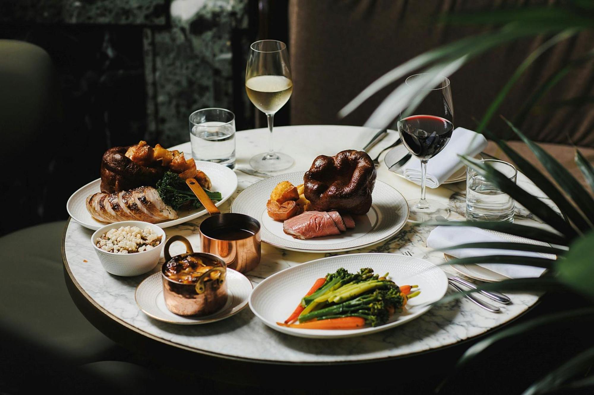 Stock Exchange Hotel, Manchester, Autograph Collection Bagian luar foto A Sunday lunch at the Ivy, St John's Wood