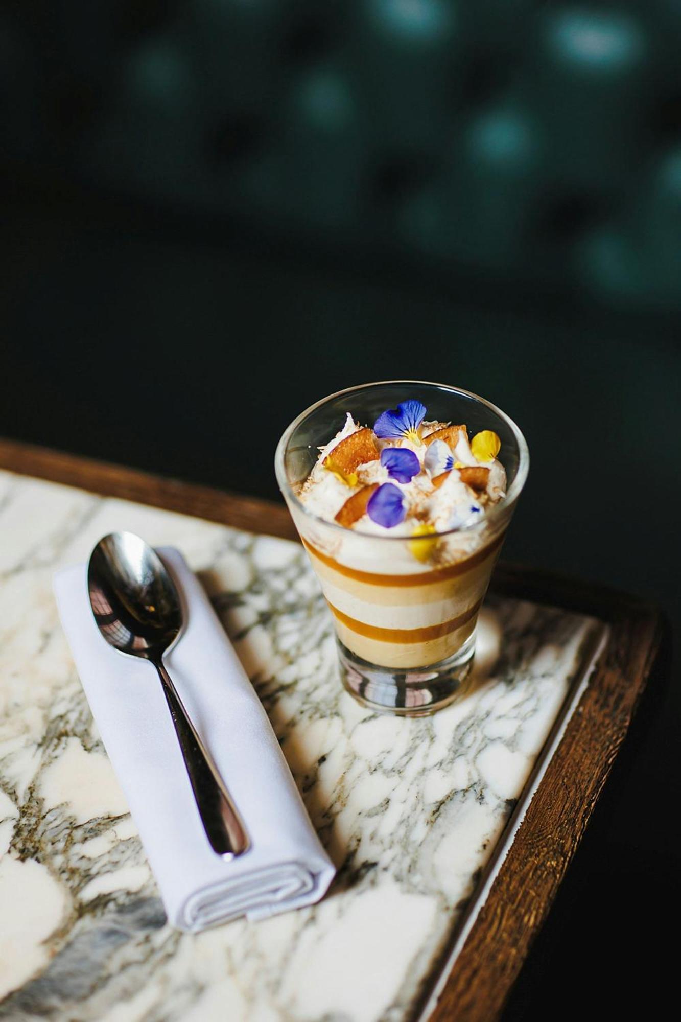 Stock Exchange Hotel, Manchester, Autograph Collection Bagian luar foto A dessert at the restaurant